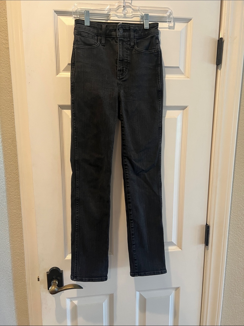 Madewell Curvy Black Straight-Leg Jeans